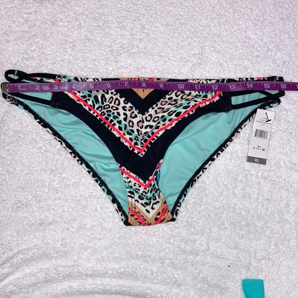 NWT sundazed black Scarlett halter bikini underwire 36 b/c cup Xl bottom - Picture 2 of 11